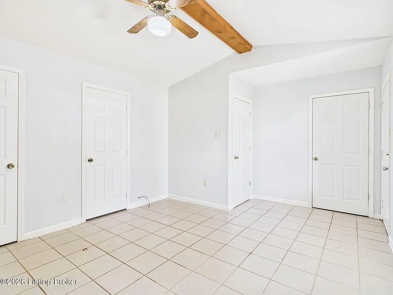 3831 Horne Ave #B — Photo 2