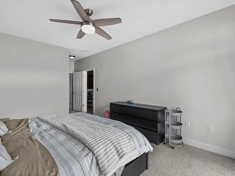 1905 N Water St #102 — Photo 20