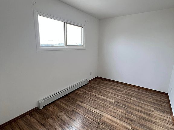 3rd image of 19 Chalfant Ave #1