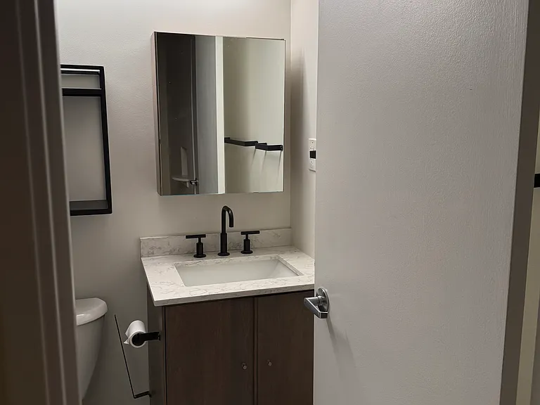1375 N Williams St #203 — Photo 5