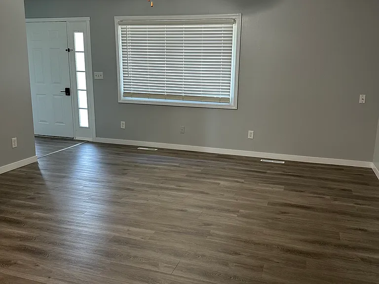 2711 Allison Ave — Photo 8