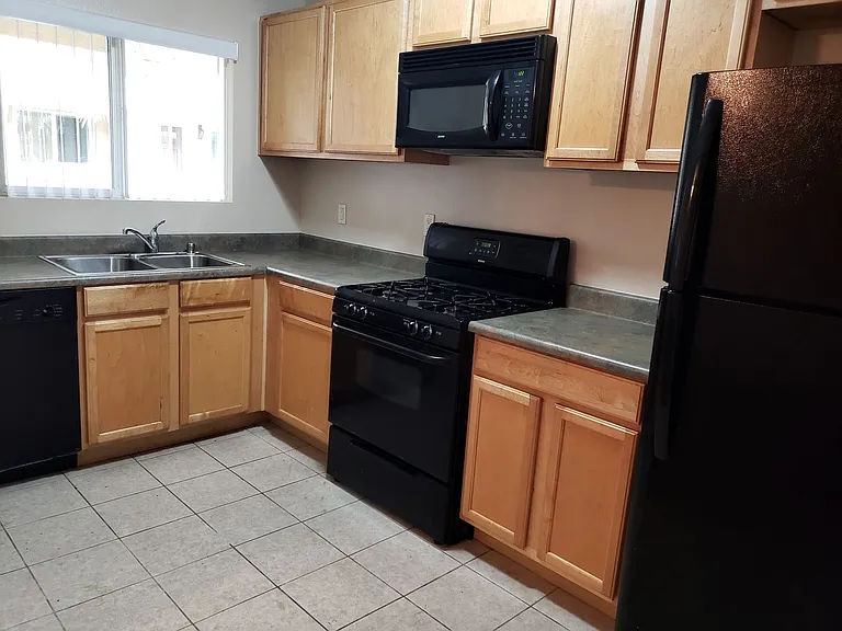 320 J Ave #90 — Photo 6