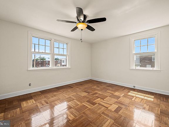 3rd image of 336 Stevens St