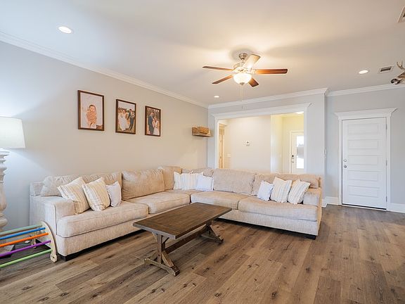 5th image of 3712 Deidra Miller Cir