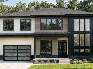 9020 Kiger St, Lorton, VA 22079