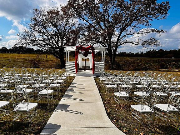 2nd image of 4764 River Rd