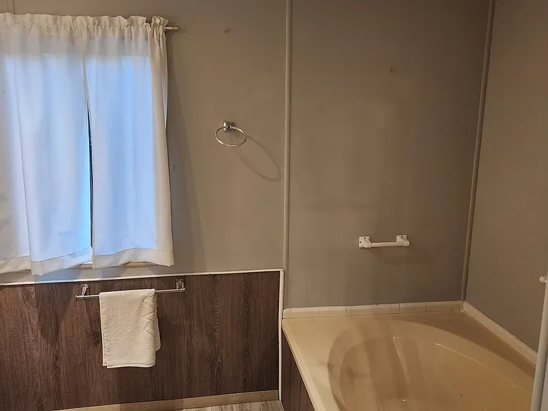 5631 Seven Oaks Dr — Photo 5