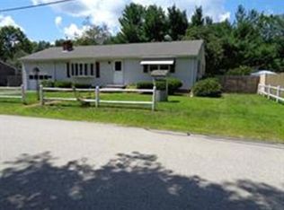 4 Malden St, Oxford, MA 01540
