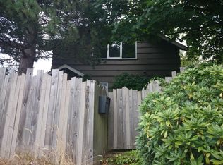 2700 49th Ave SW, Seattle, WA 98116