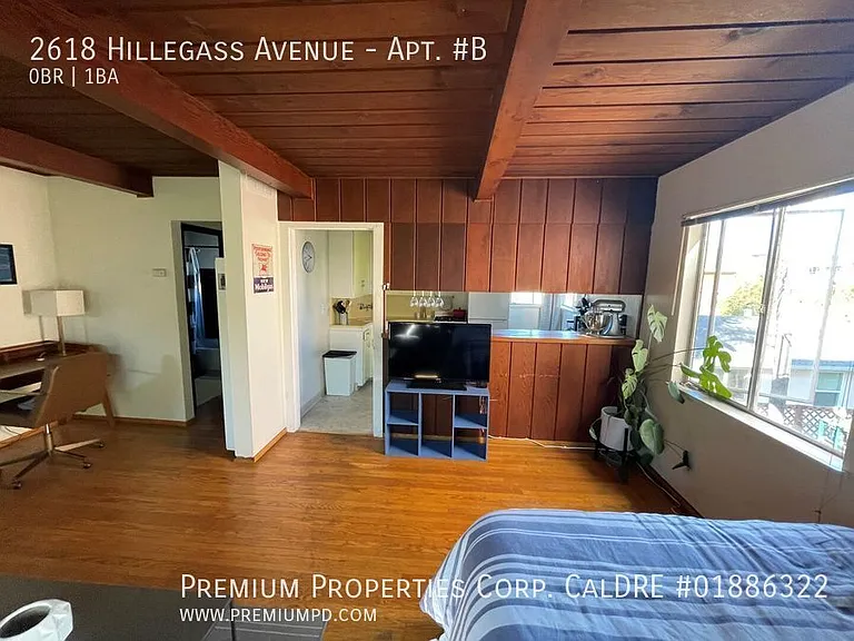 2618 Hillegass Ave #B — Photo 8