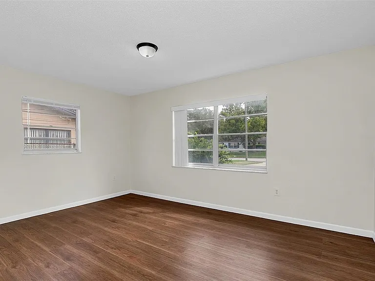 440 Tulane Dr — Photo 8