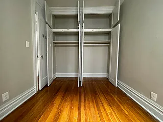 Rented by Hillel Realty Group