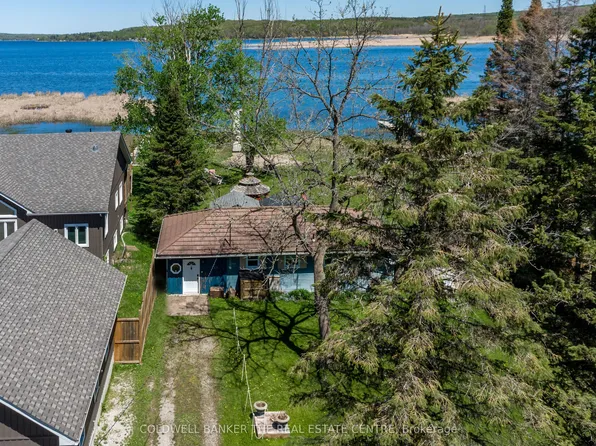 121 Maskinonge Rd, Tay, ON L0K 2A0