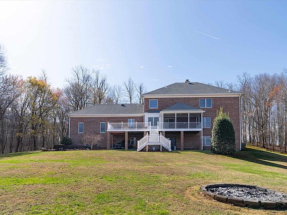 4th image of 4444 Woods Edge Rd