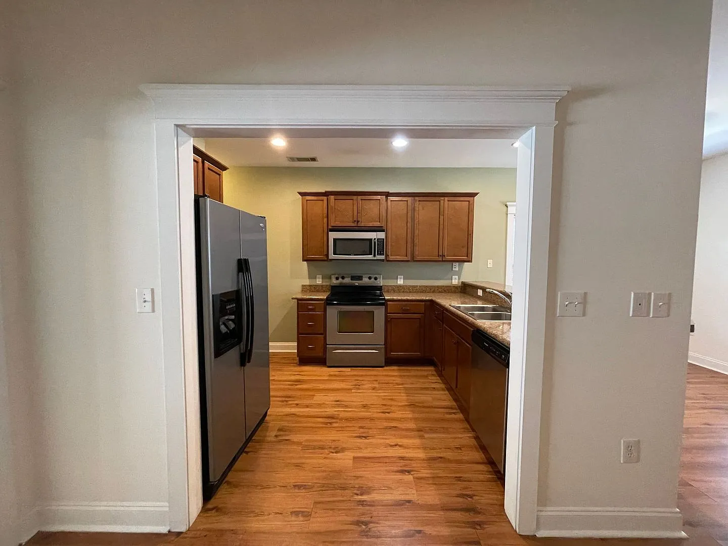 Pre-Leasing For August 5th 2027! — Photo 4
