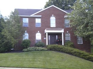 203 Randy Ln, Coraopolis, PA 15108