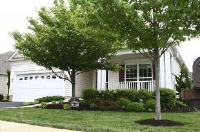 185 STONE MANOR DR
