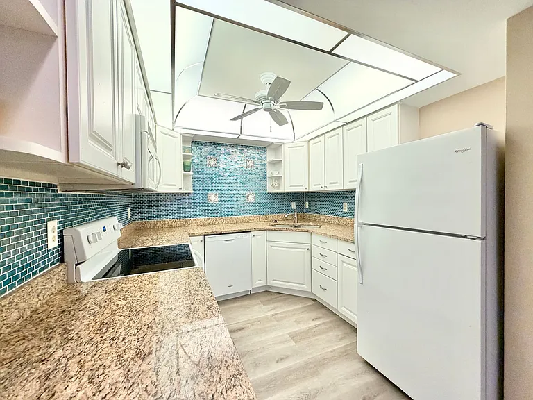 509 Roma Ct #107 — Photo 5