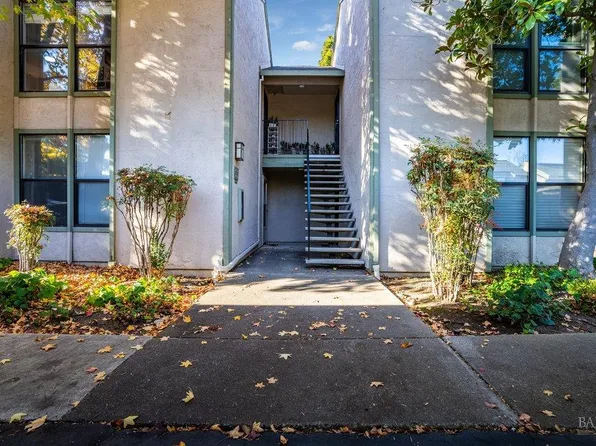 2890 Treat Boulevard #24, Concord, CA 94518