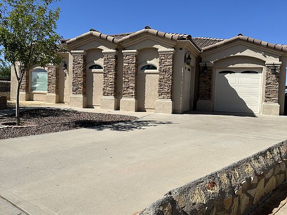 2nd image of 3837 Tierra Campa Dr