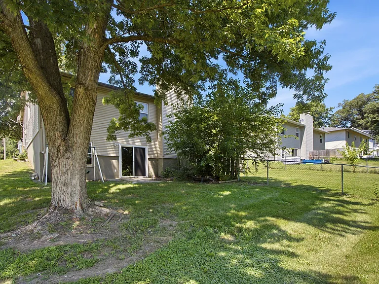 606 S Buxton St #BB606 — Photo 2