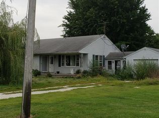 23735 E Park Rd, Farmington, IL 61531