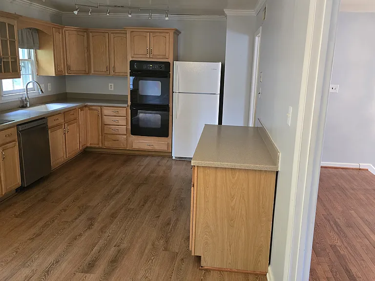 13811 Delaney Rd — Photo 12