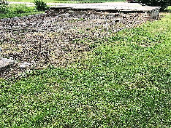 3rd image of 2225 Van Bibber Ave
