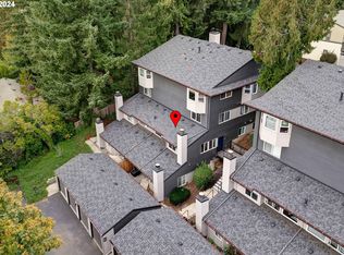 6208 NE 17th Ave APT 102, Vancouver, WA 98665