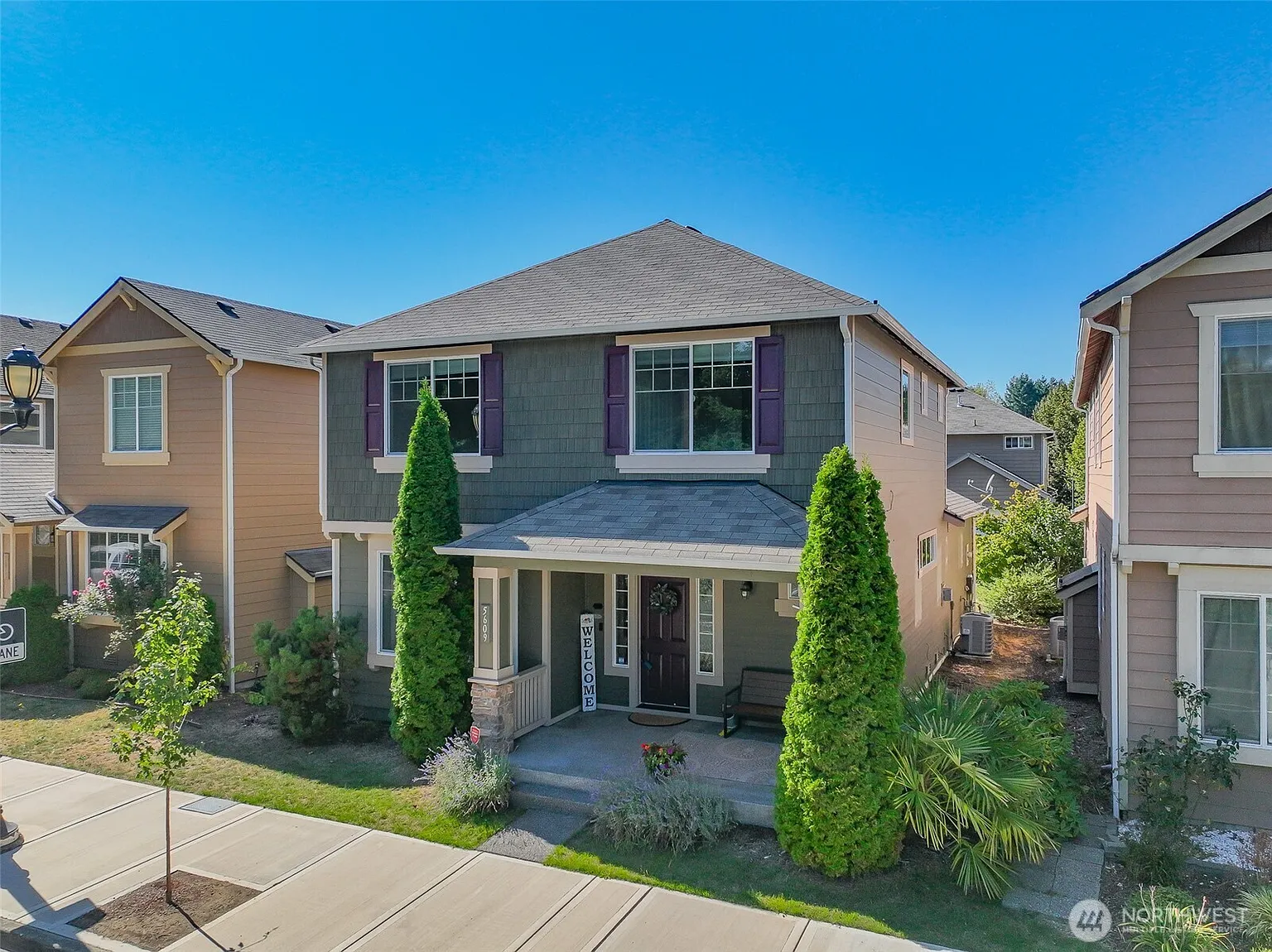 5609 Parkside Drive SE photo 1