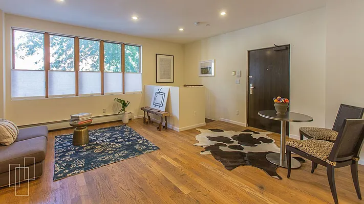 Sold by Garfield Realty  | media 2