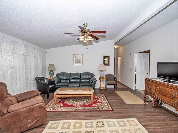 3rd image of 13874 E 48th Dr