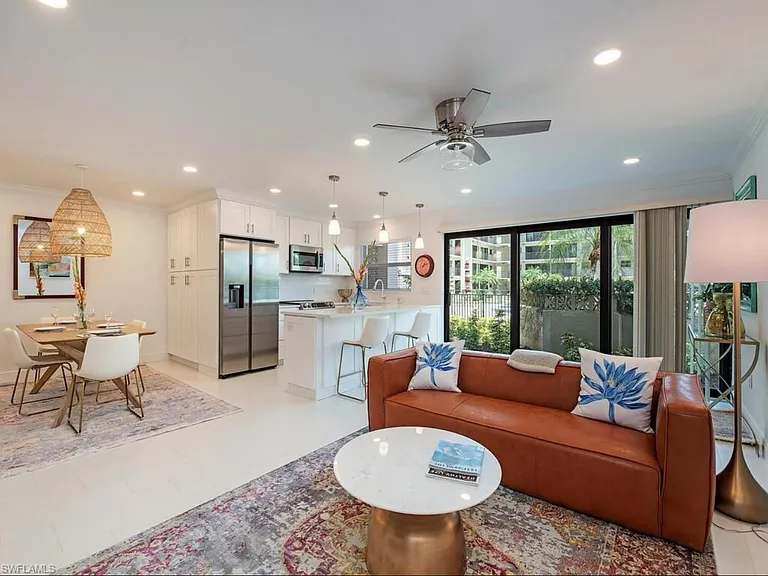 3200 Gulf Shore Blvd N #116 — Photo 4