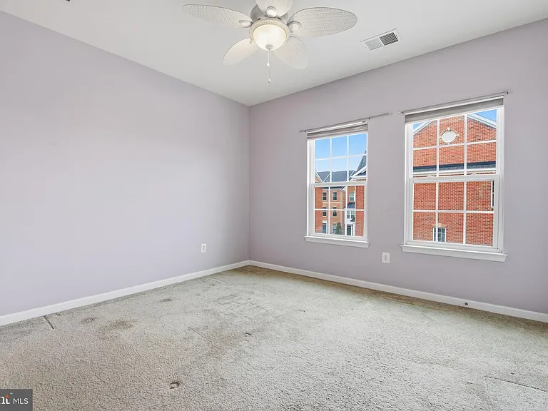 4505 Foster Ave — Photo 15