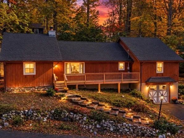 53 Lake Shore Rd E, Hardyston Twp., NJ 07460