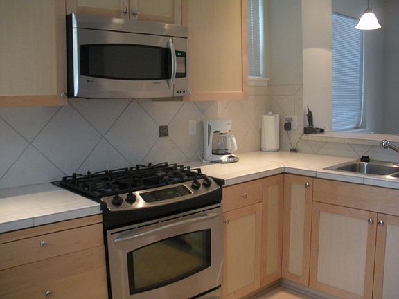 3rd image of 12211 NE 109th Pl