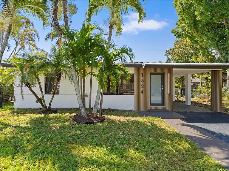 1524 SW 32nd Ct — Photo 33