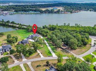 18828 Harbor Side Blvd, Montgomery, TX 77356