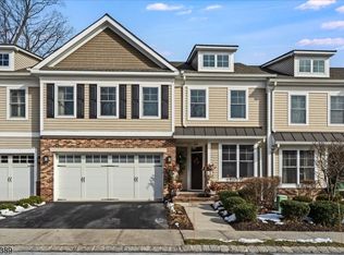 206 Echo Ridge Way #206, Mountainside, NJ 07092