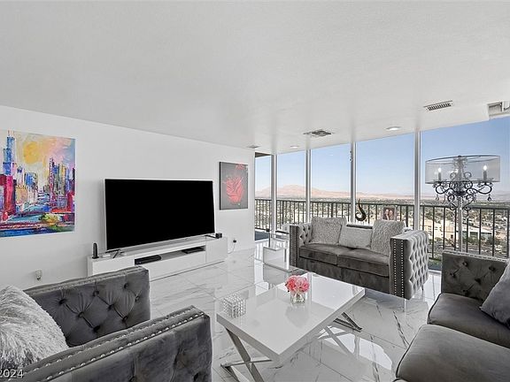 3rd image of 3111 Bel Air Dr Unit 24H