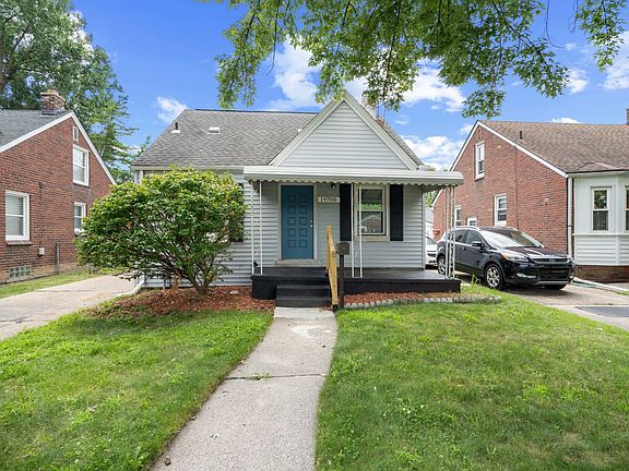 2nd image of 19700 Roscommon St