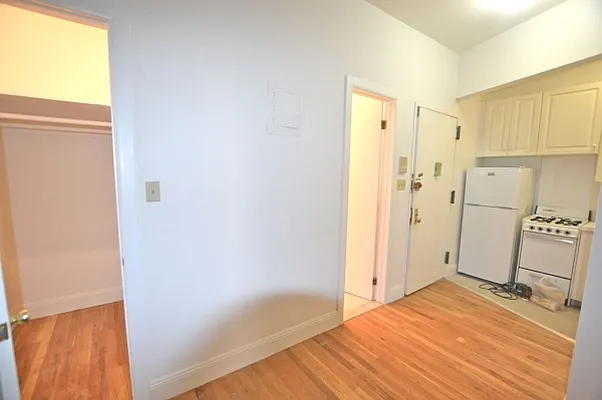 Rented by Citi Habitats | media 19