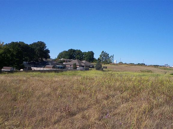 5th image of 2215 Weedn Blvd