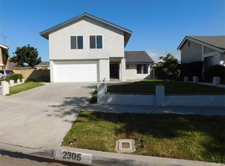 2305 W San Lorenzo Ave, Santa Ana, CA 92704