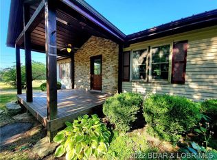 13424 Wren Rd, Versailles, MO 65084