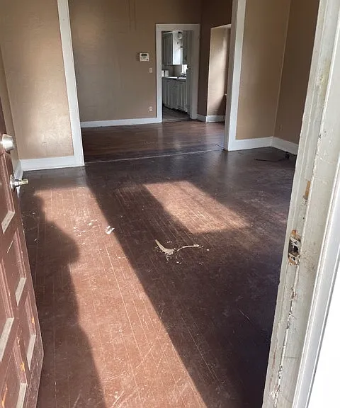 328 S Osage St — Photo 3