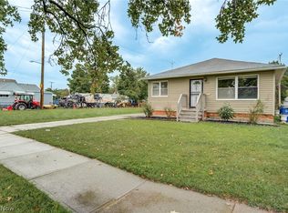 16110 Seville Rd, Cleveland, OH 44128