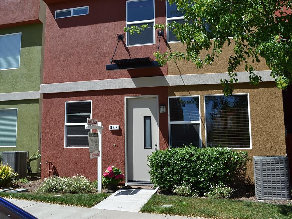 1st image of 849 Bronze Ln