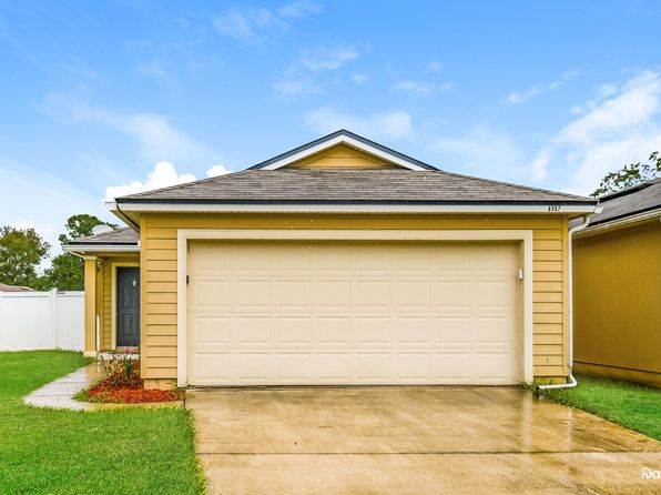 8597 Julia Marie Cir