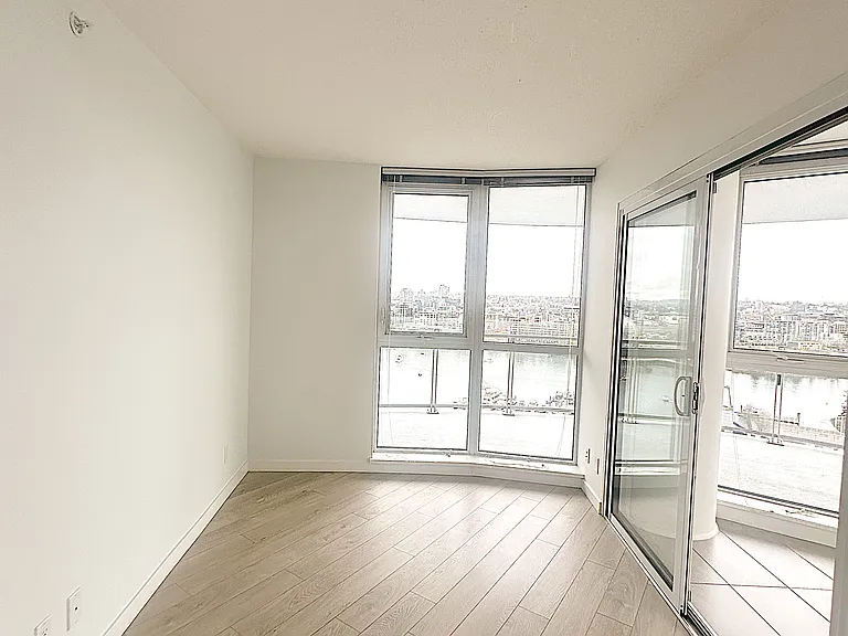 685 Pacific Blvd #1807 — Photo 6